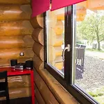 Reves De Bois Chalet *